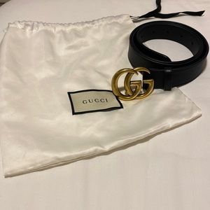 Gucci Leather belt with Double G buckle